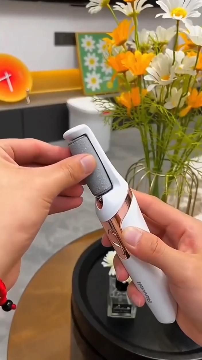 Electric pedi callus remover